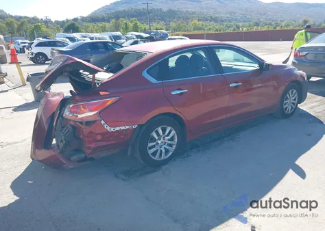 2015 Nissan Altima 2.5/2.5 S/2.5 Sl/2.5 Sv z USA, uszkodzony, nr VIN 1N4AL3AP2FC262687